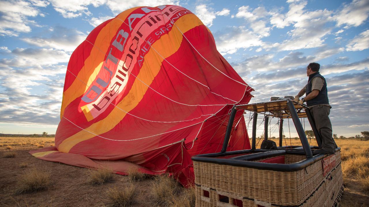 Early Morning Hot Air Balloon Flight : 30 Minutes