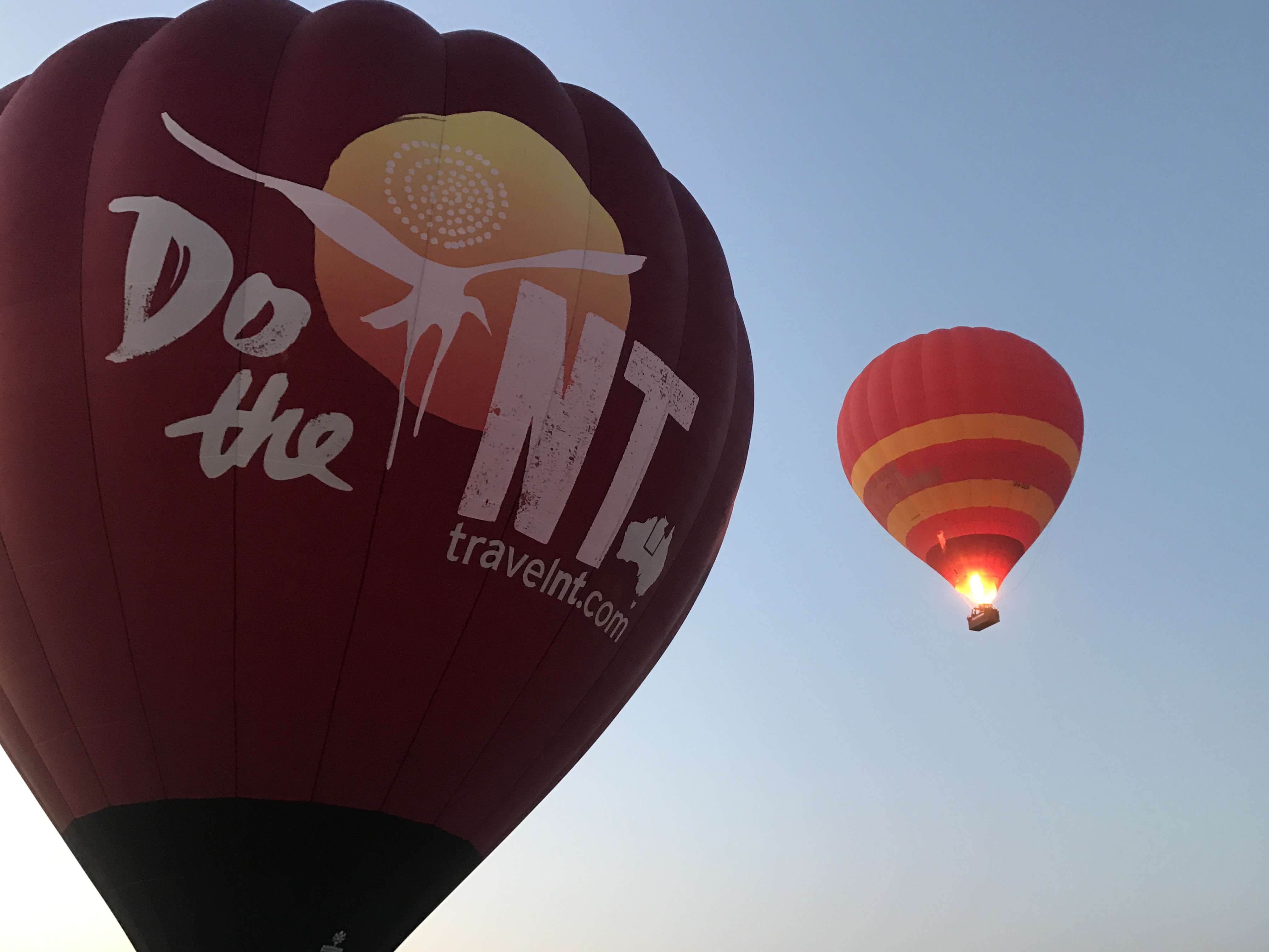 60-Minute Early Morning Hot Air Balloon Flight from Alice Spring