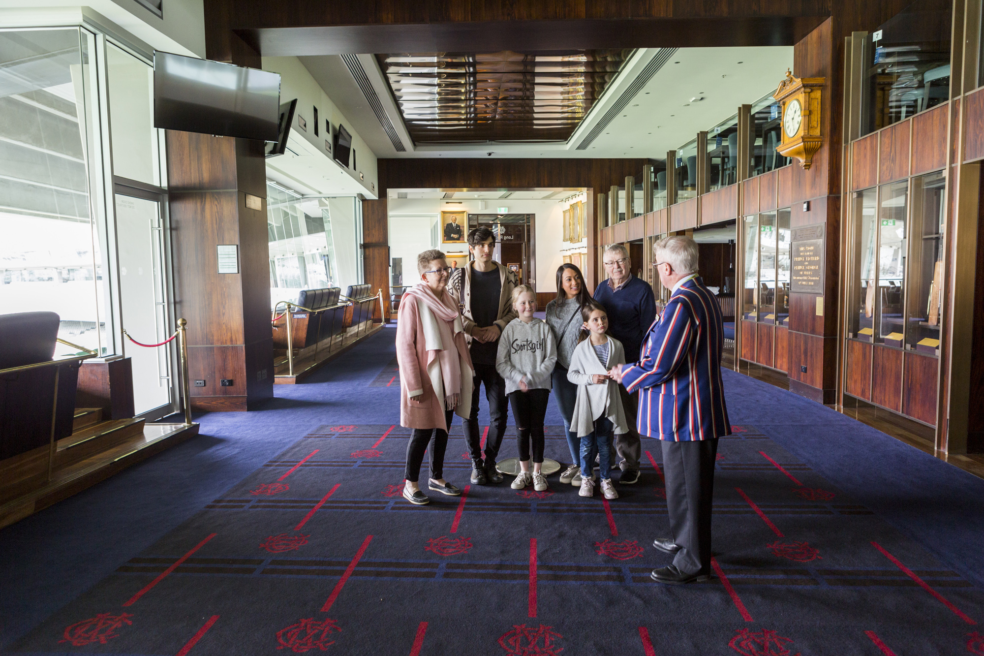 Melbourne Sports Lovers 3/4 day Tour with Melbourne Cricket Ground and Australian Sports Museum