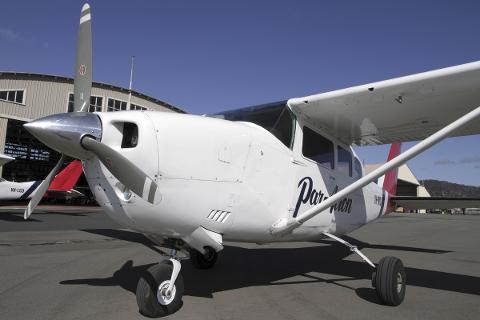 Saffire Transfer Single Engine Plane (1-4 Pax) Tasmania Australia