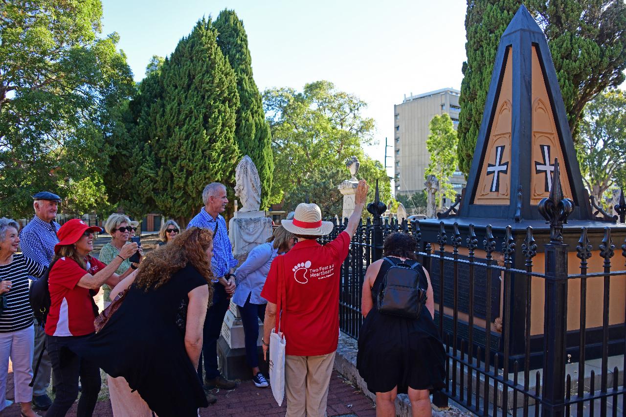 East Perth Cemeteries Tour