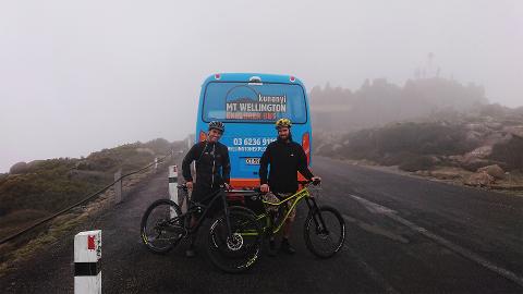 kunanyi/MT WELLINGTON EXPLORER BUS: ONE-WAY Tasmania Australia