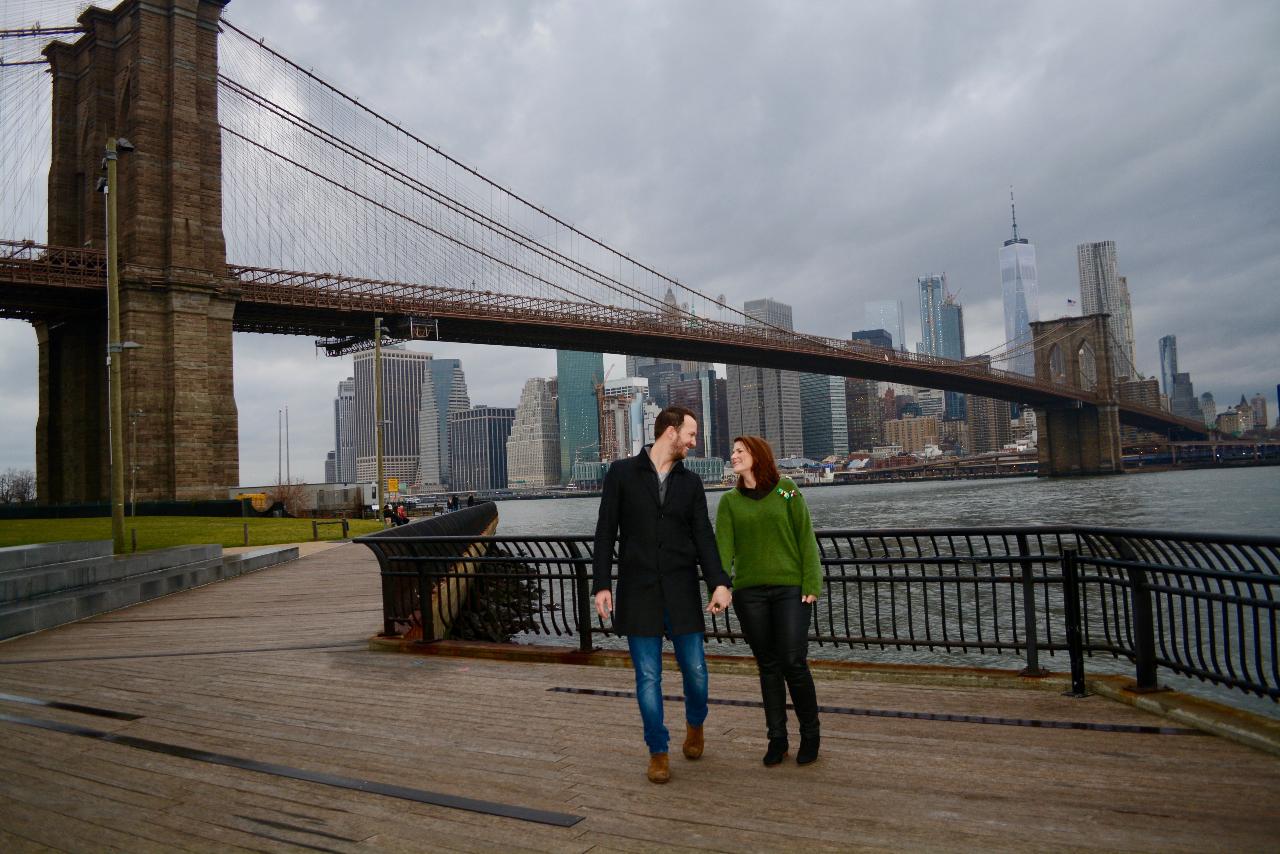 Brooklyn Bridge, Brooklyn Neighborhoods and SoHo. Private Tour with Personal Photographer