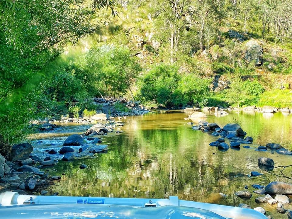 Gold Panning, Gem or Sapphire fossicking tour half day Detour Adventures Reservations