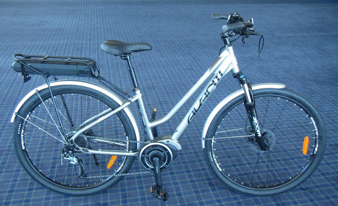 1/2 day hire for small to medium E-bike ( up to 3 hours)