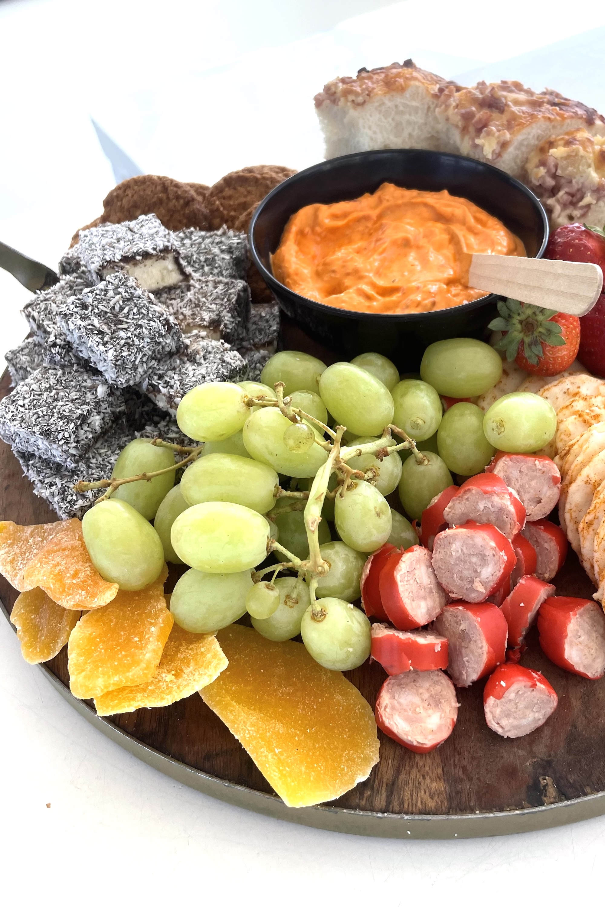 Harbour Highlights & Aussie Bites Catamaran Cruise