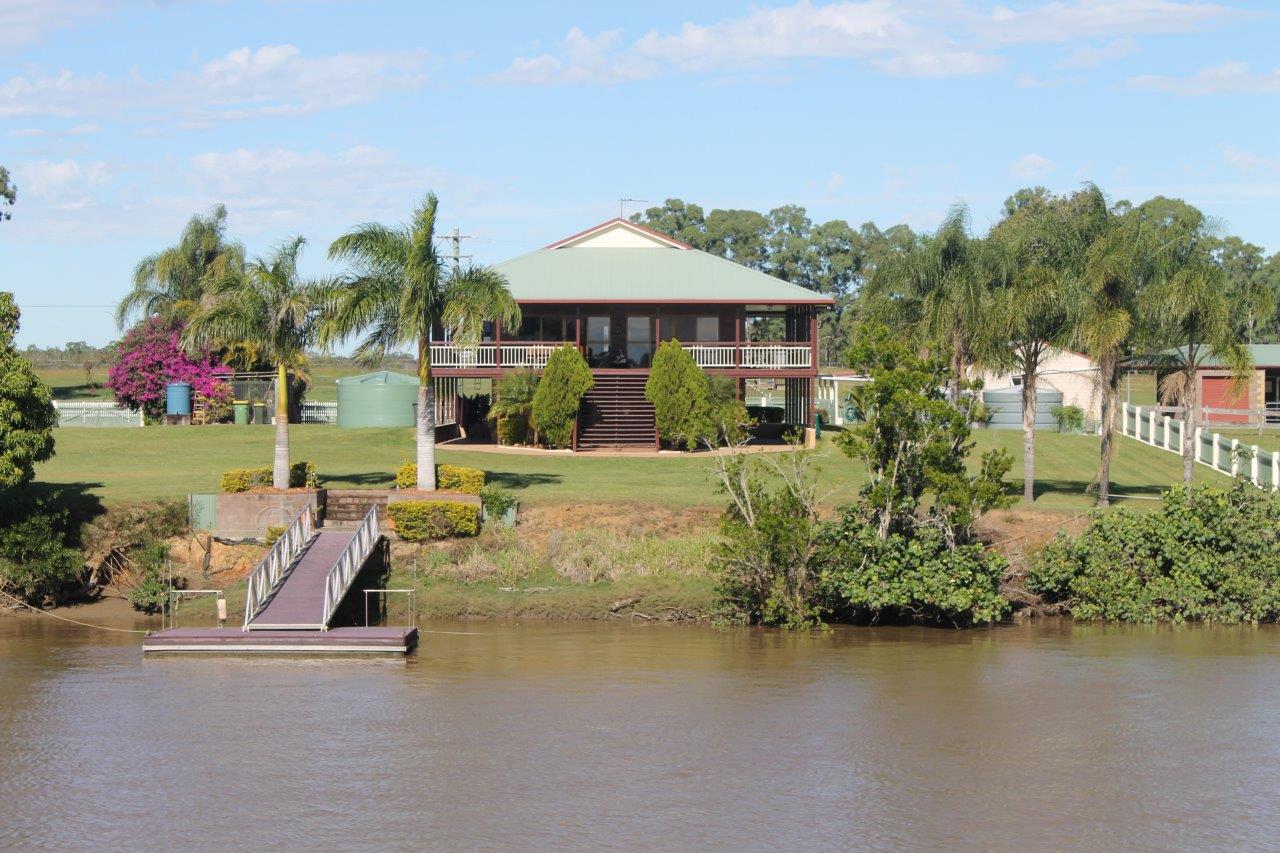 Mary River Cruise Spirit Of Hervey Bay Whale Watching Cruises Reservations Mary River Cruise Spirit Of Hervey Bay Whale Watching Cruises Reservations