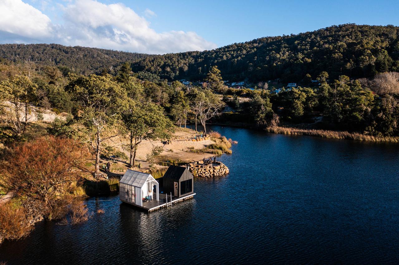 Derby Floating Sauna Package