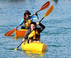 Learn to Kayak Lesson (Introduction to kayaking) >> FREE with a rental kayak