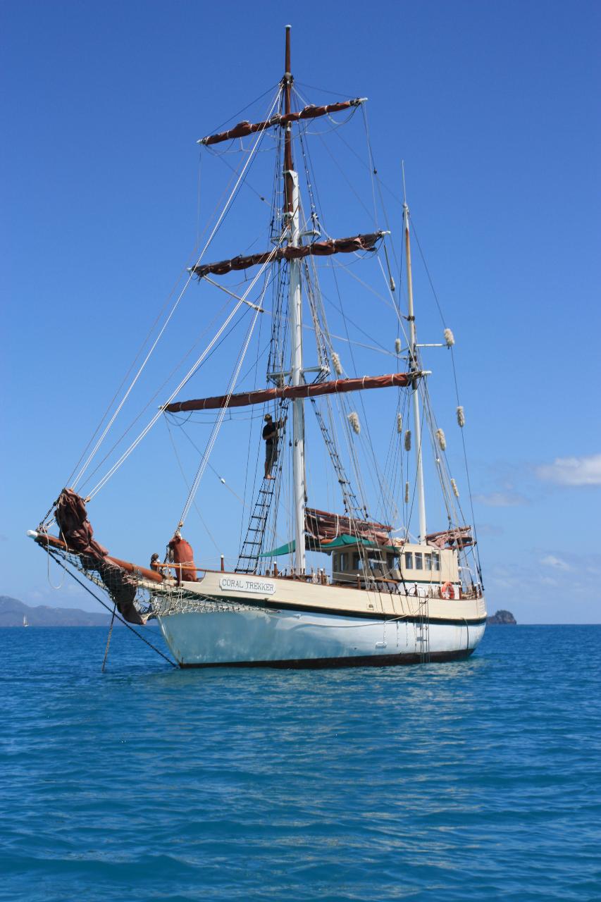 Coral Trekker's Coastal Voyages - Williamstown Afternoon Sail