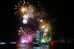 Sydney New Year's Eve Cruise - Soren Larsen