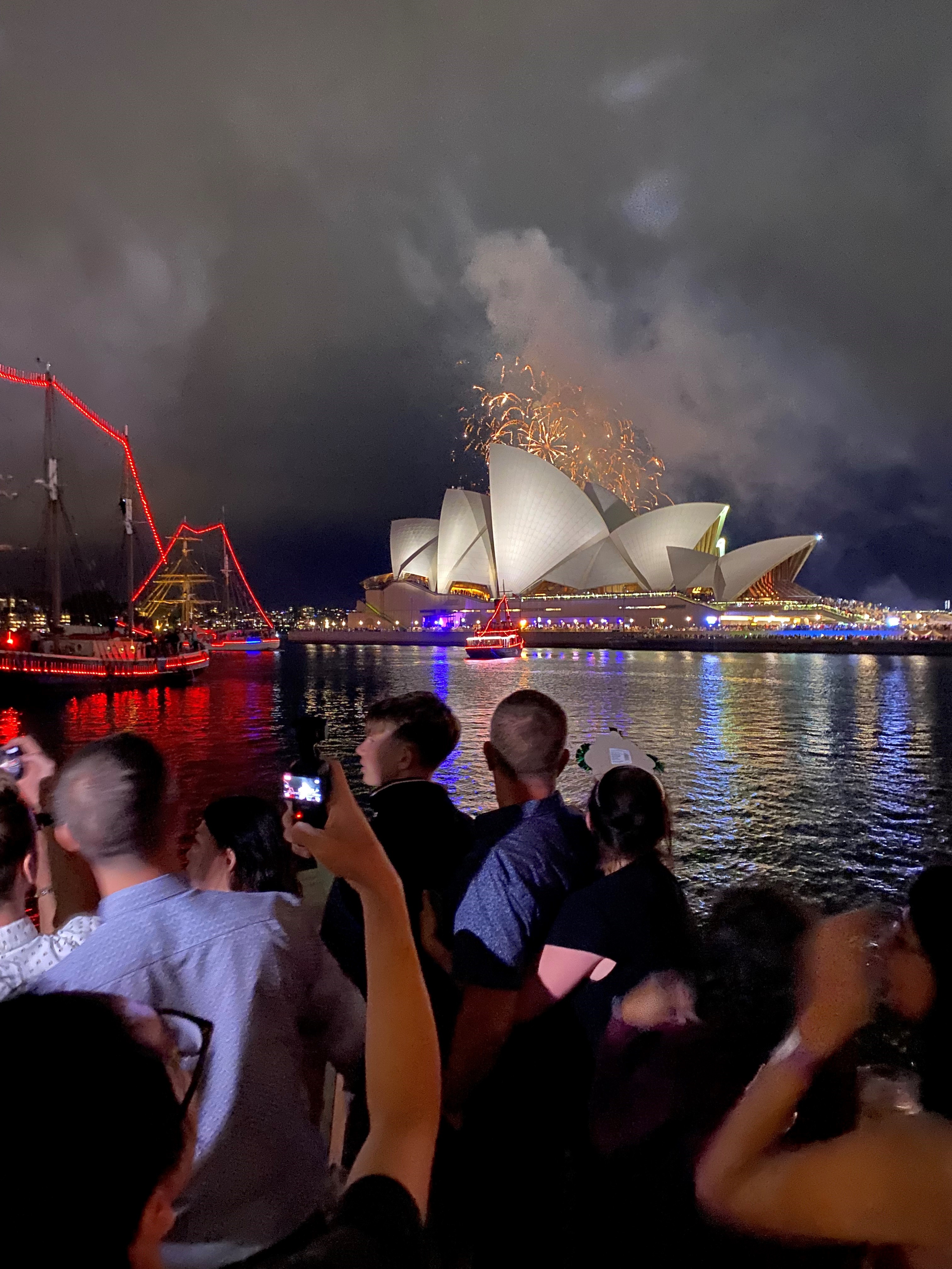 New Years Eve 25 - Mari Nawi