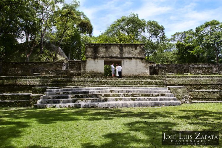 Cahal Pech Maya Temples (10 - 13 Pax)