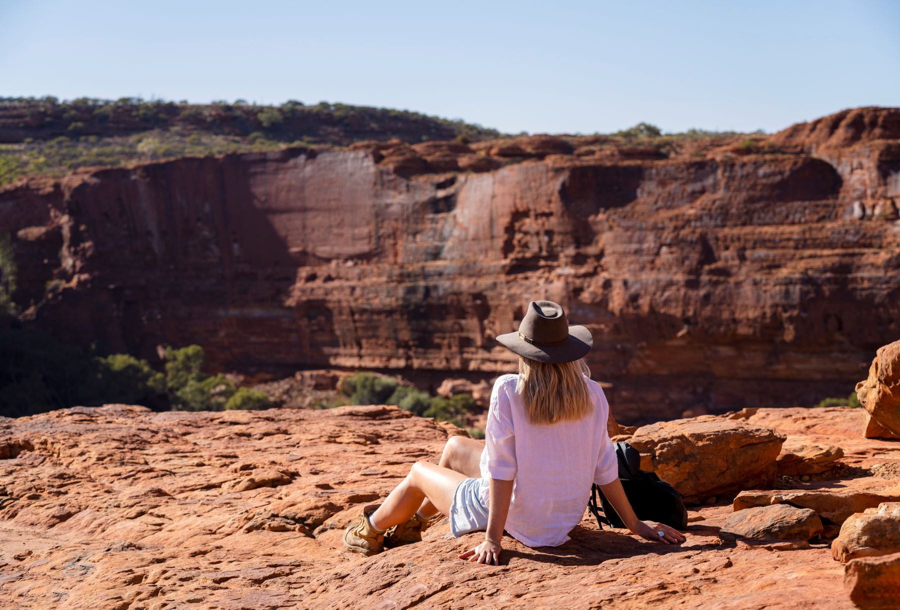 7-Day Adelaide to Uluru Tour from Adelaide: Flinders Ranges NP, William Creek, Coober Pedy and Watarrka/Kings Canyon**National Park Entrance and Meals Mentioned Included**