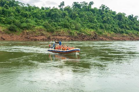 027305d2328f4aa7ac4c28a6445b94d107_Macuco_Safari