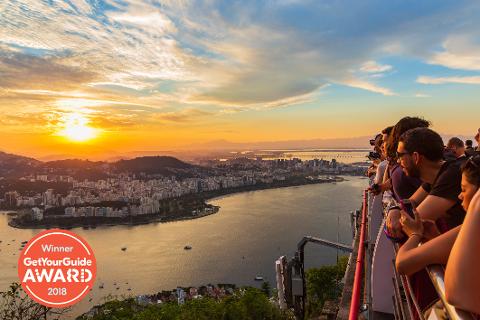 Experiencia Rio Sunset - Cristo Redentor, Catedral y Escalera Selarón y Puesta del Sol en Pan de Azúcar