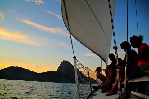 Sailing Experience in Rio de Janeiro: Sunset in Rio