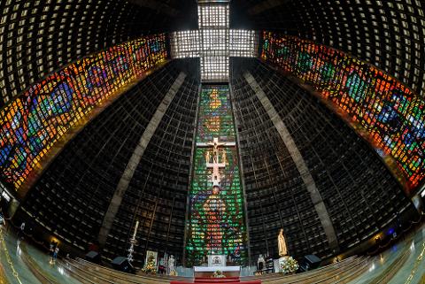 Full Day in Rio: Christ the Redeemer, Sugarloaf, Maracana and Selaron with  Lunch