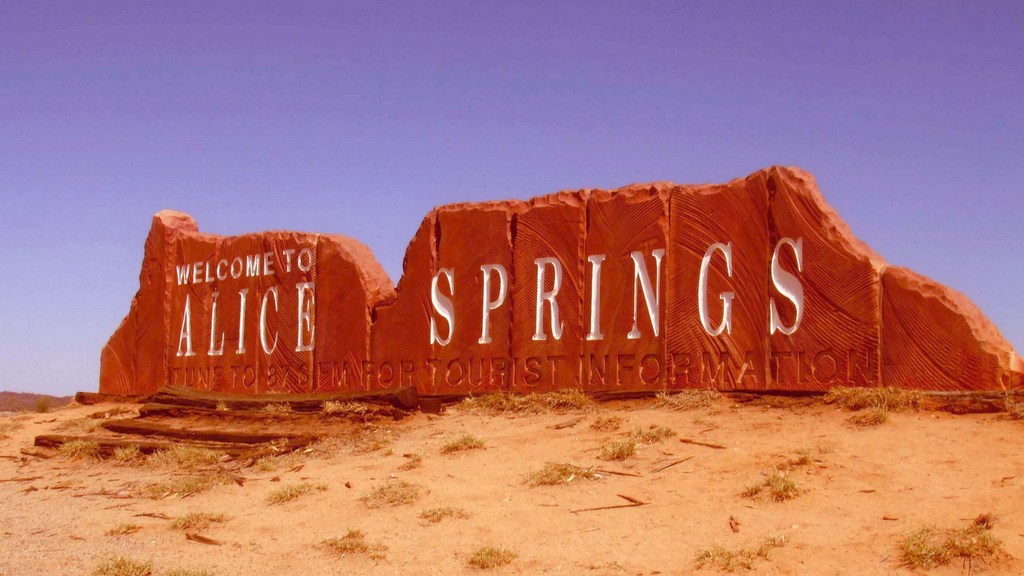 Red Centre Highlights Package