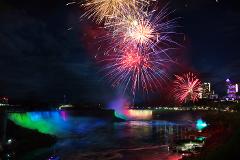 Toronto: Niagara Falls Day and Evening Tour with Optional Boat and Dinner
