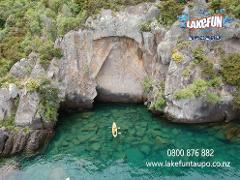 Double Kayak to the Maori Rock Carvings