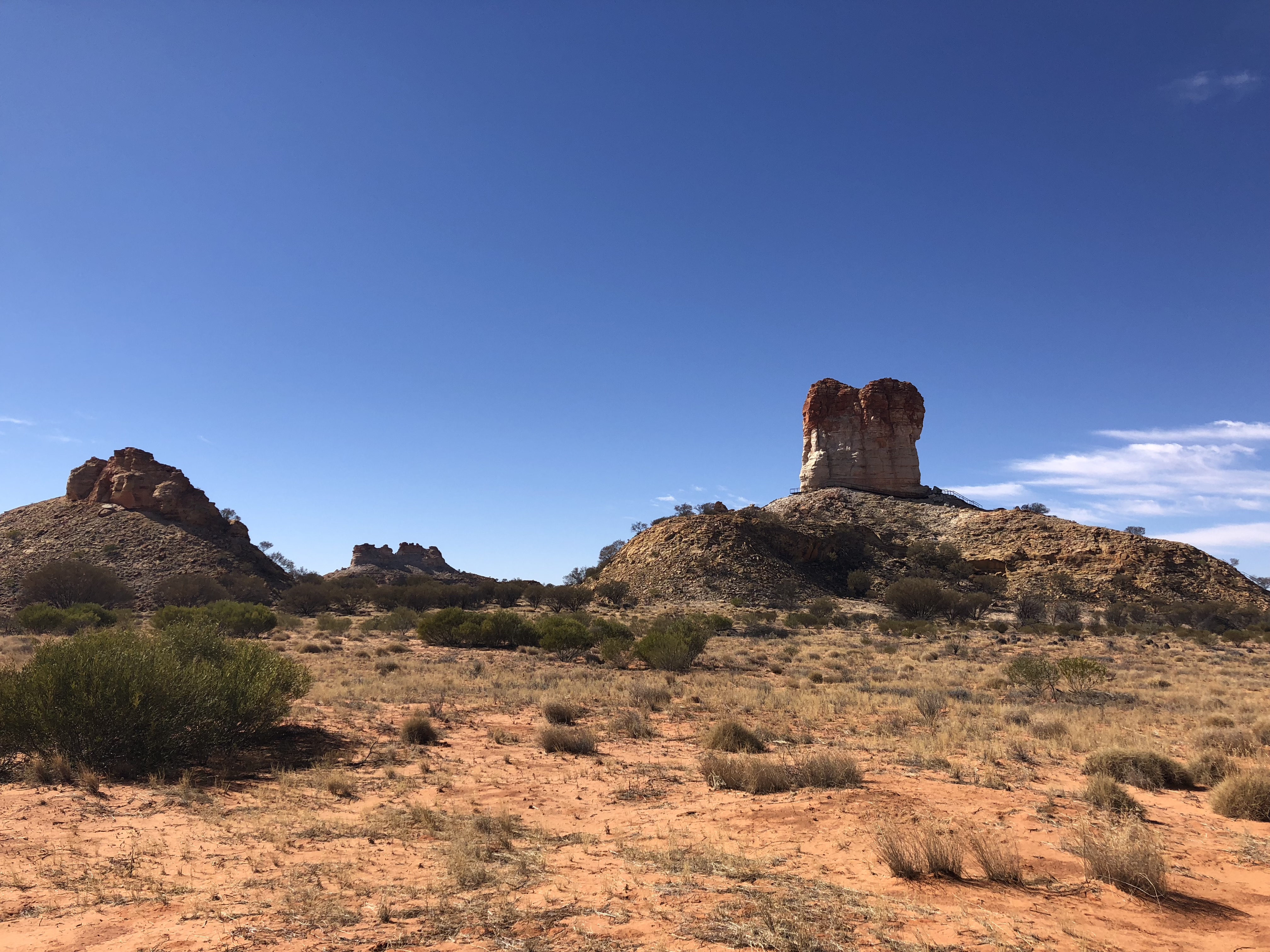 Chambers Pillar and Rainbow Valley 1 Day 4WD Tour