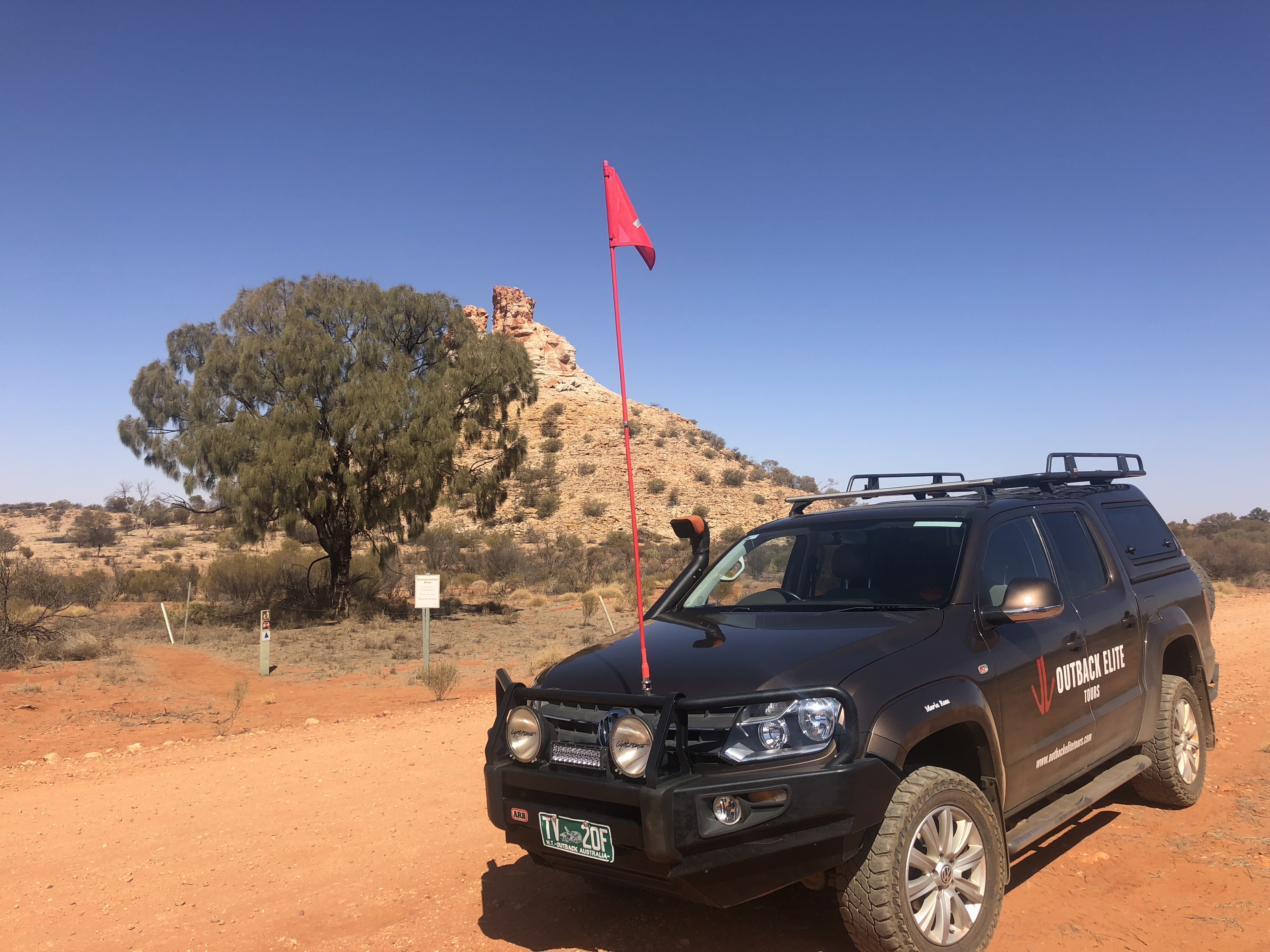 Chambers Pillar and Rainbow Valley 1 Day 4WD Tour