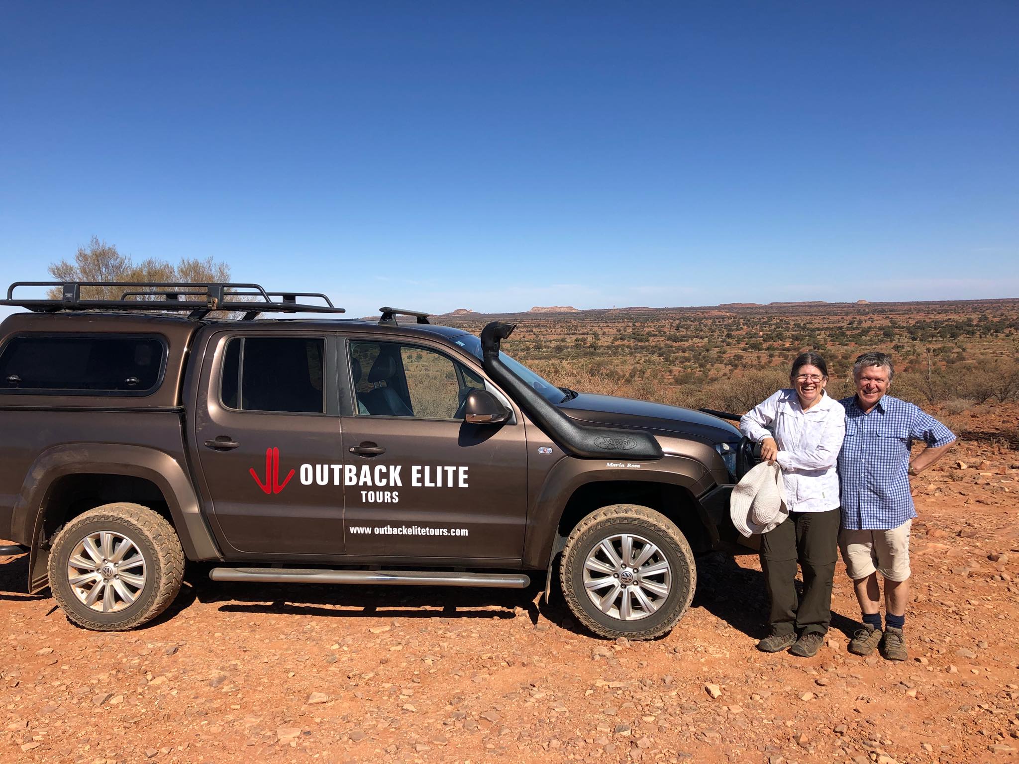 Chambers Pillar and Rainbow Valley 1 Day 4WD Tour