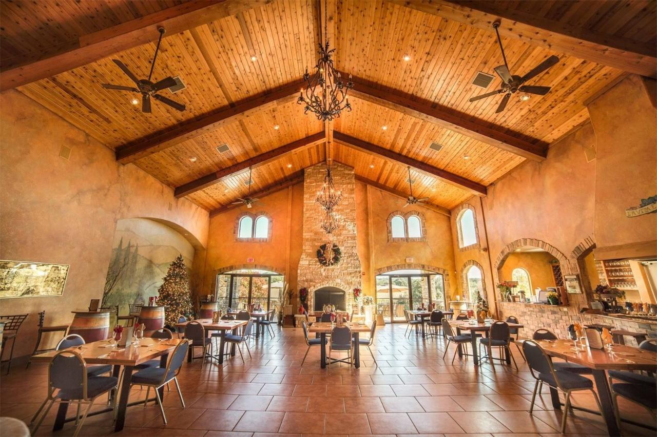 Flat Creek Wine & Food Hall Reservation