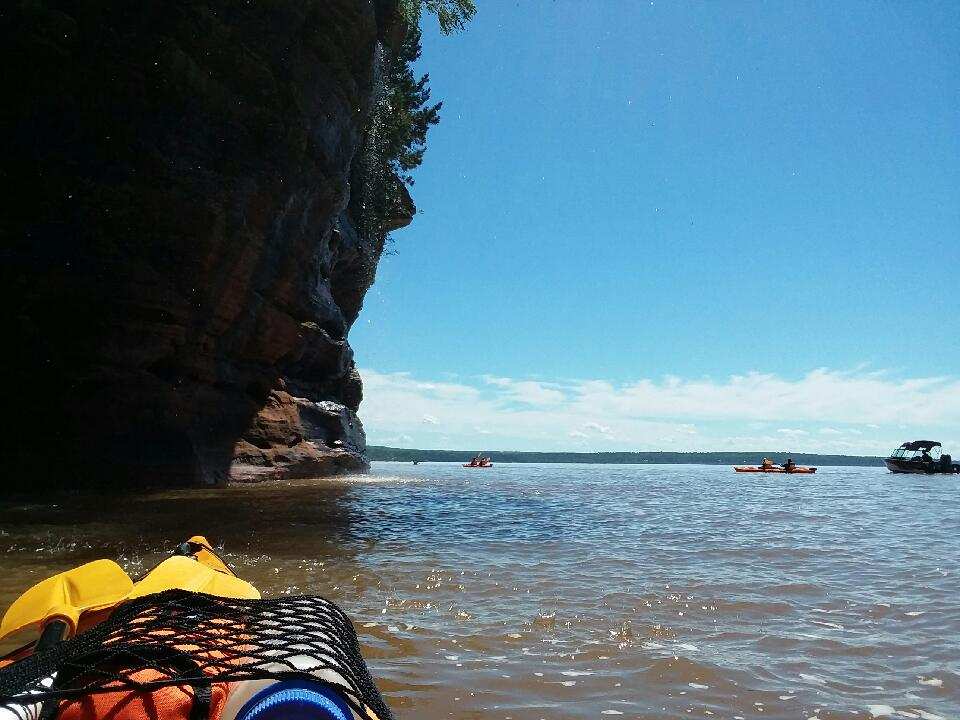 Meyers Beach Sea Caves Boat Tour
