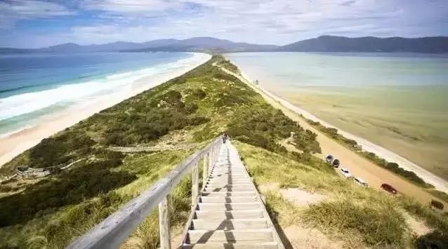 布鲁尼别样风情海岛一日游