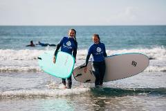 BEST VALUE: GROUP SURF LESSON