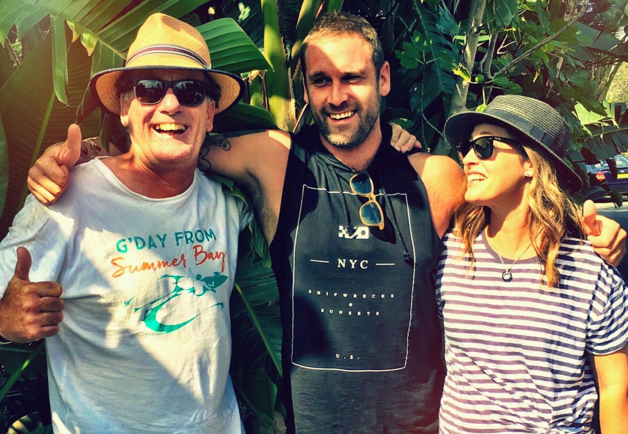 LOCATION TOURS OF HOME AND AWAY - (MEET AN ACTOR)