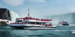 Niagara Falls Day Tour with Hornblower Niagara cruise