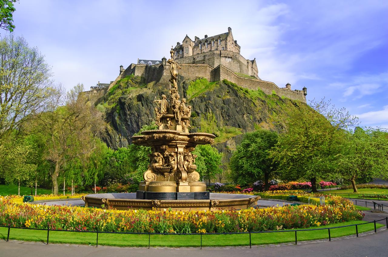 Gardens of Scotland & Northern England