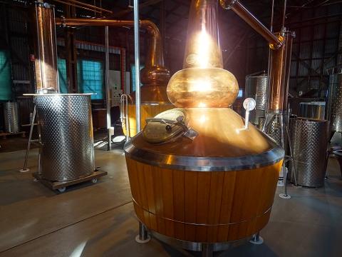 Whisky making: Secrets of the art with Launceston Distillery (WHISKY WEEK)