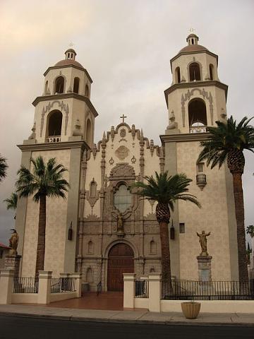 450px_St._Augustine_Cathedral__Tucson__Arizona__2_