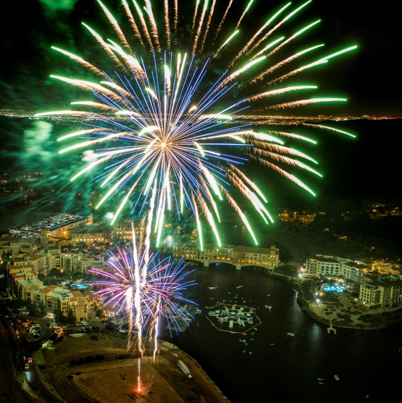 July 5th Friday paddle firework event- Pedal Boat (Fits up to 2 adults & 2 small children 30 lbs and under)