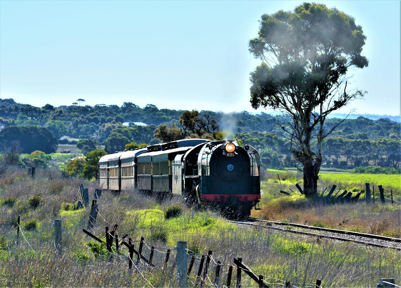 South Coast Wine Train - Departing from Adelaide City and City Hotels