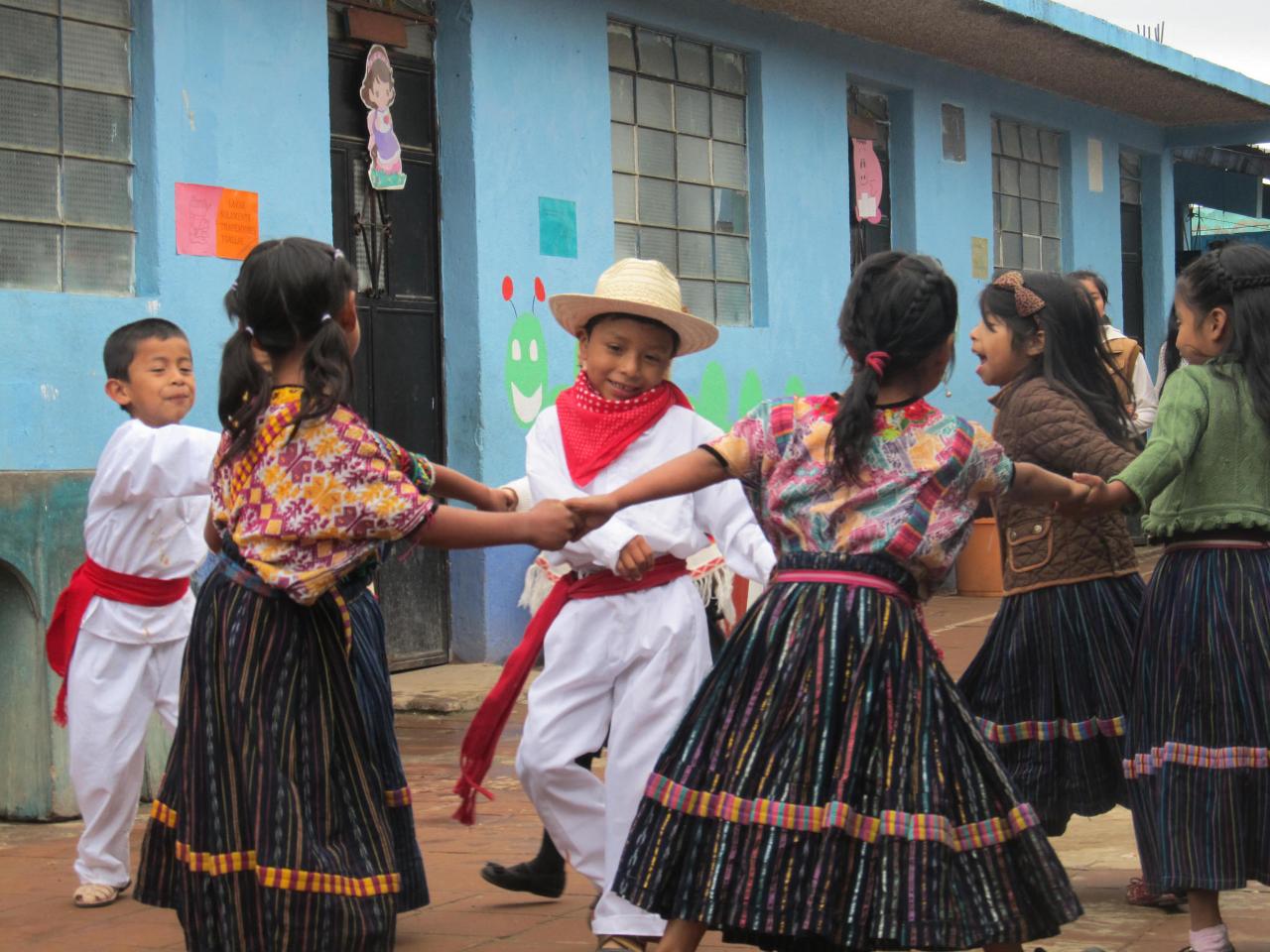 Guatemala – In & Beyond the Classroom