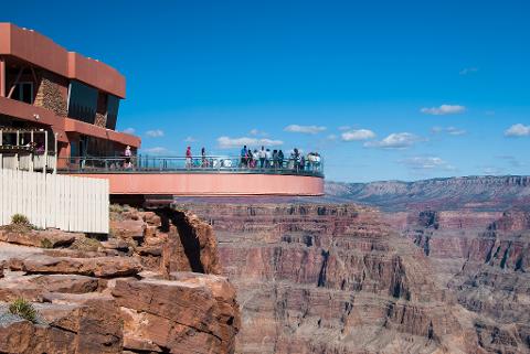 Las Vegas: Small-Group Tour to West Rim, Grand Canyon 2023