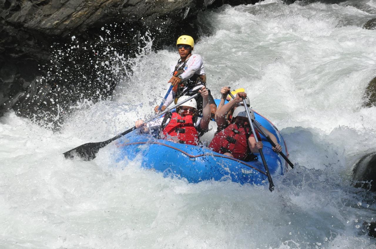 Combo: El Chorro Saddle & Paddle