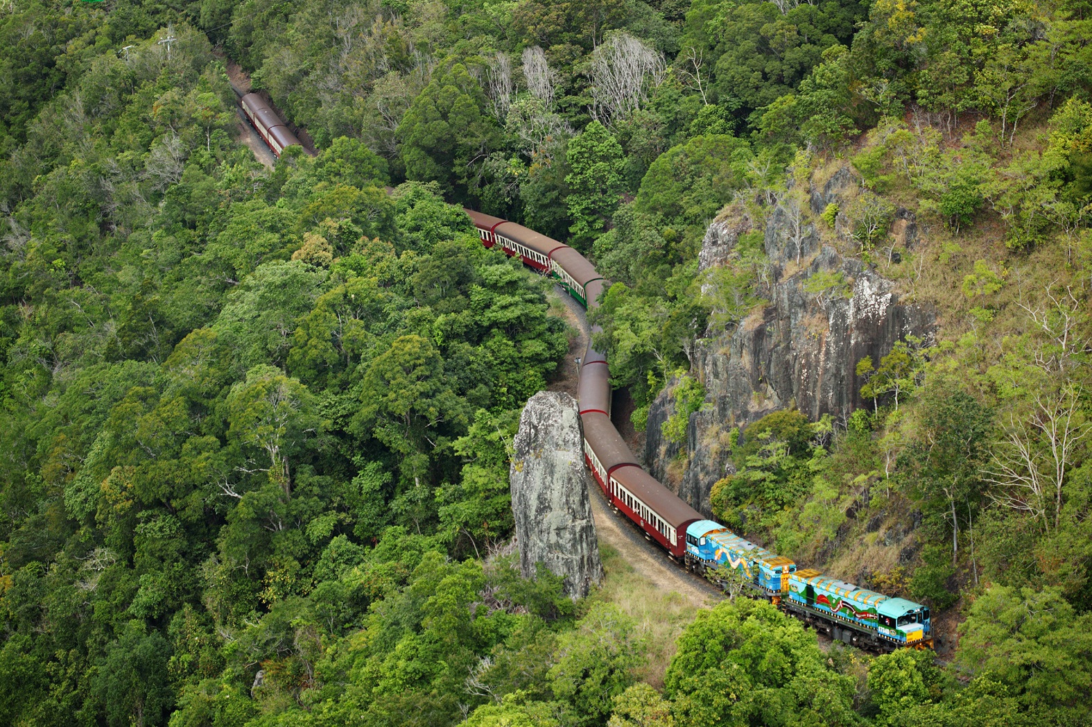 Kuranda: Scenic Rail, Skyrail and Hartley's Crocodile Adventures Q-0850 S-1130 XC