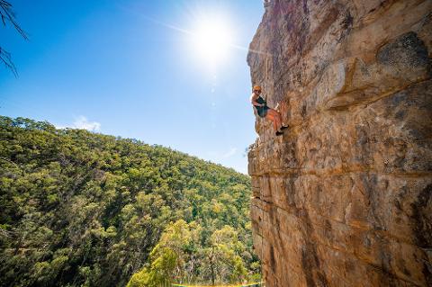 EA_Rock_Climb_Abseil_Morialta_3