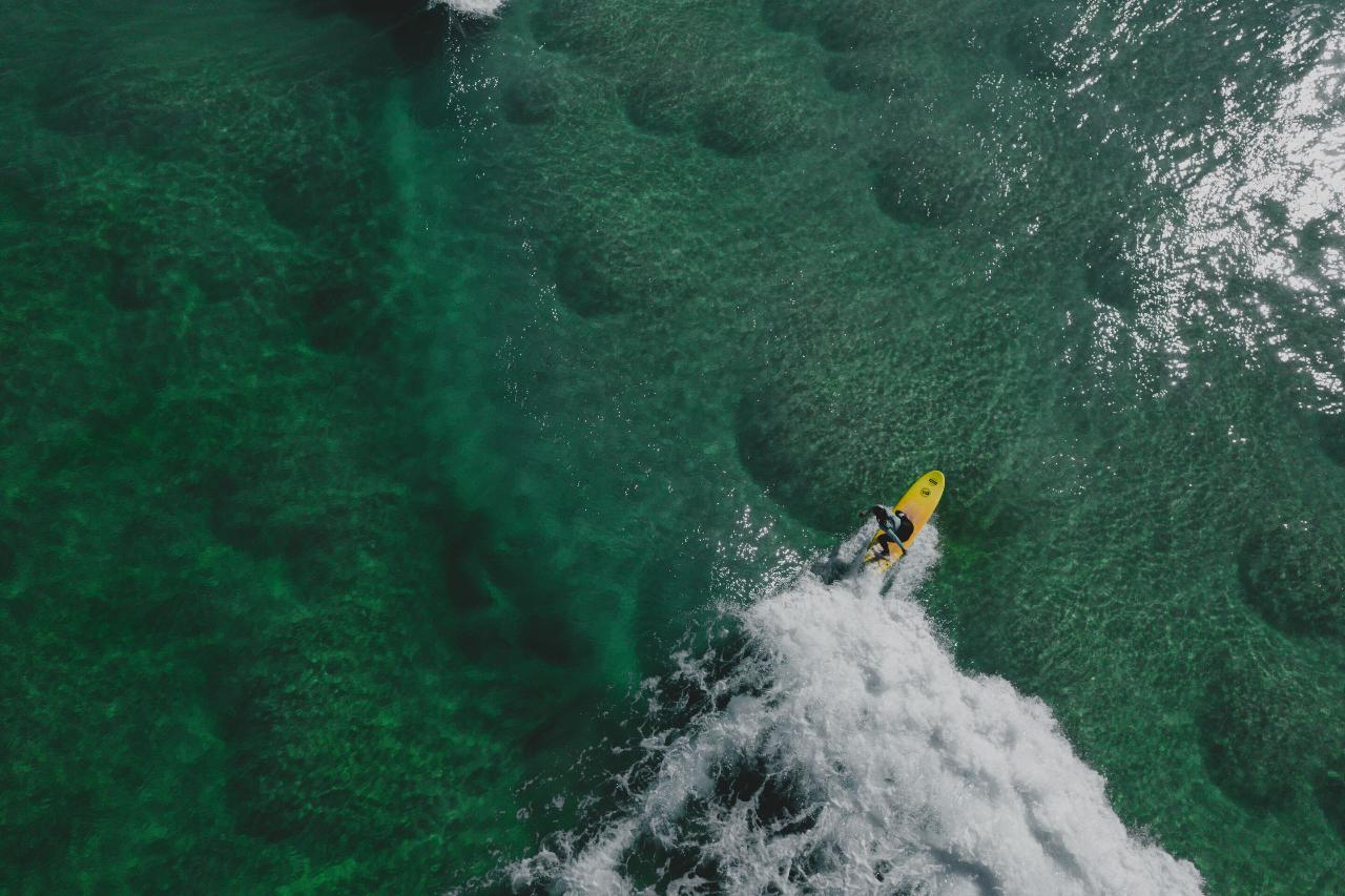 SURF LESSON (3 HOURS)