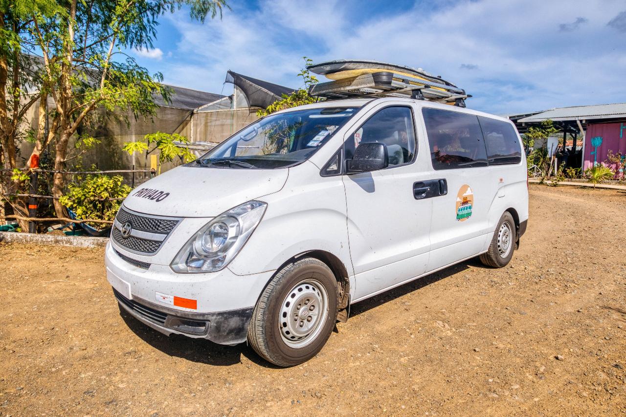 SHUTTLE FROM MANUEL ANTONIO TO LA FORTUNA