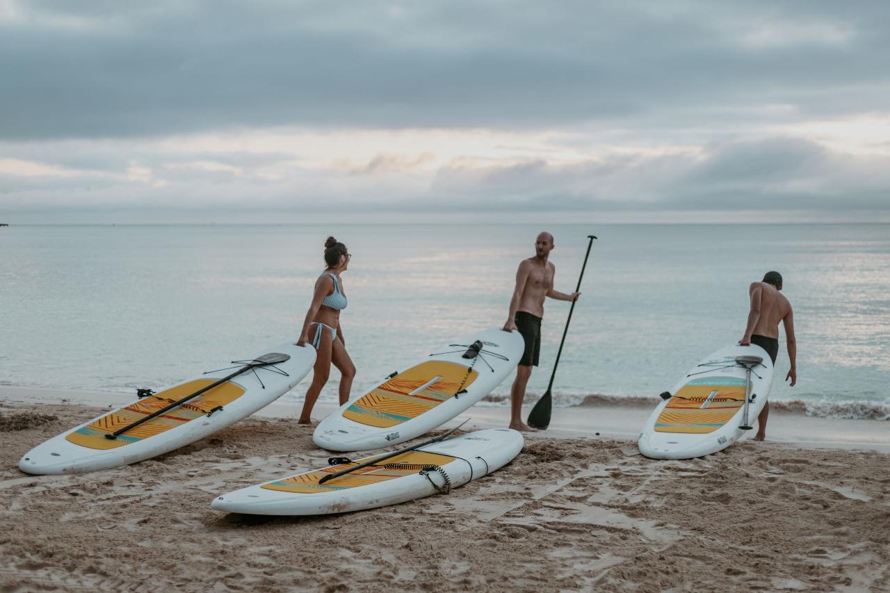 STAND UP PADDLE BOARD RENTAL