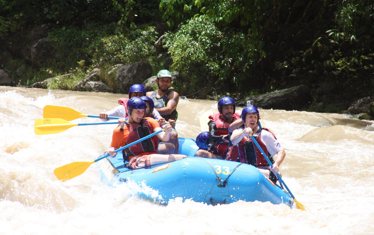 RAFTING RIO PACUARE 