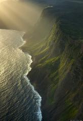 Paradise Helicopters - Lanai: Moloka‘i Sea Cliffs