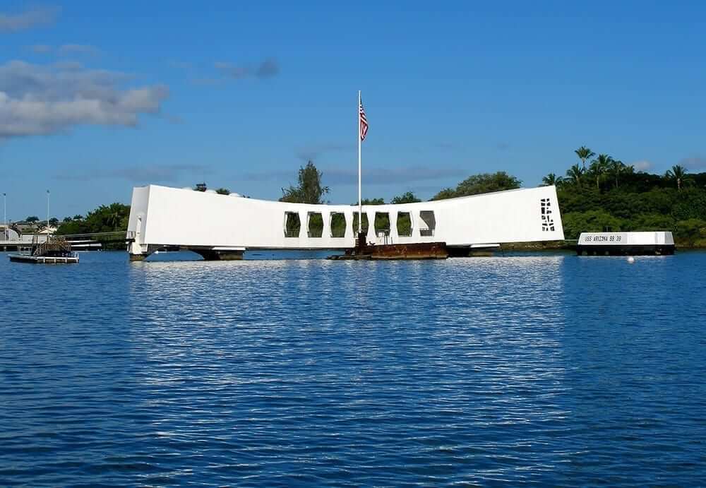 Updated - Polynesian Adventure Tours - Kahului-Maui to Oahu: Pearl Harbor, Arizona Memorial, USS Missouri Tour (A2 OGG-1D)